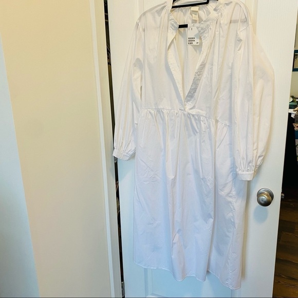 NWT H&M White poplin 100% cotton oversized dress with statement sleeves Size M - Picture 4 of 9